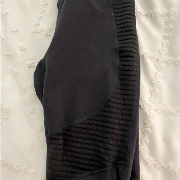 Dark Grey Fabletics Leggings with Mesh Bottoms - Picture 3 of 3